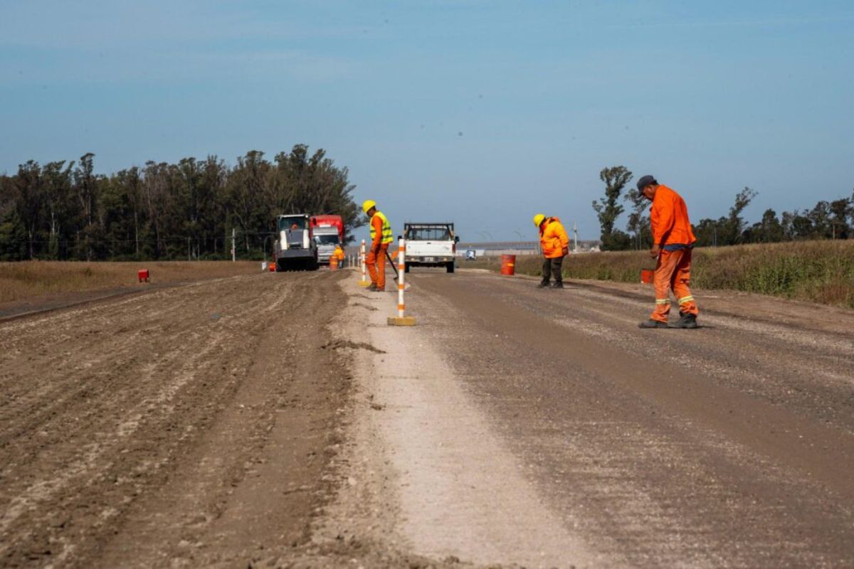 Avanzan las obras viales en rutas clave del centro y sudeste provincial ...